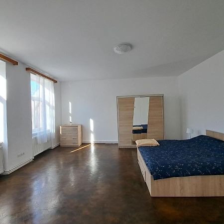 Cozy Apartment In The Heart Of Hermannstadt Exterior foto