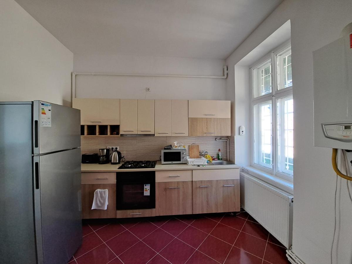 Cozy Apartment In The Heart Of Hermannstadt Exterior foto